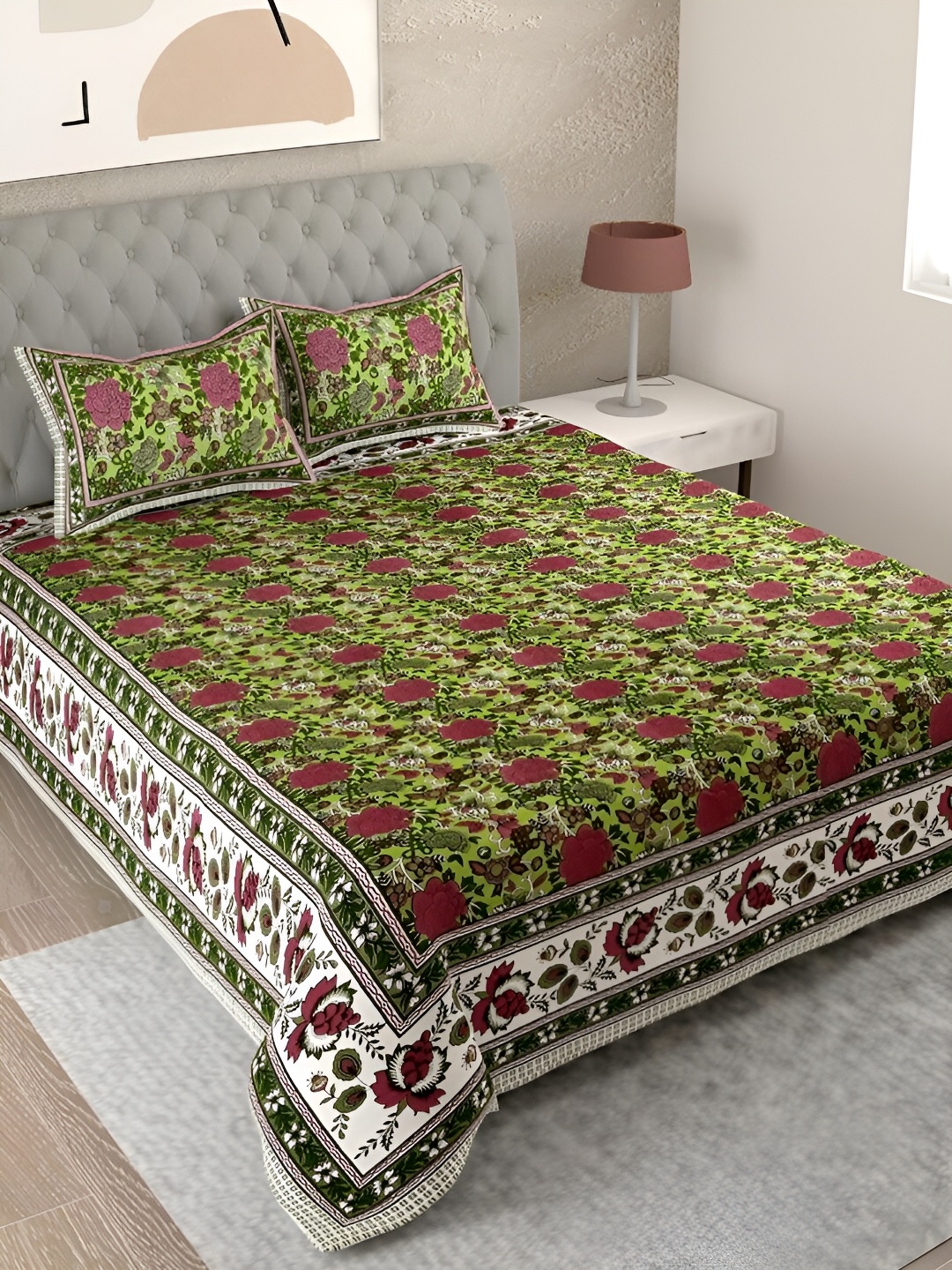 

Aura Green & Red Floral 180 TC Cotton King Bedsheet With 2 Pillow Covers