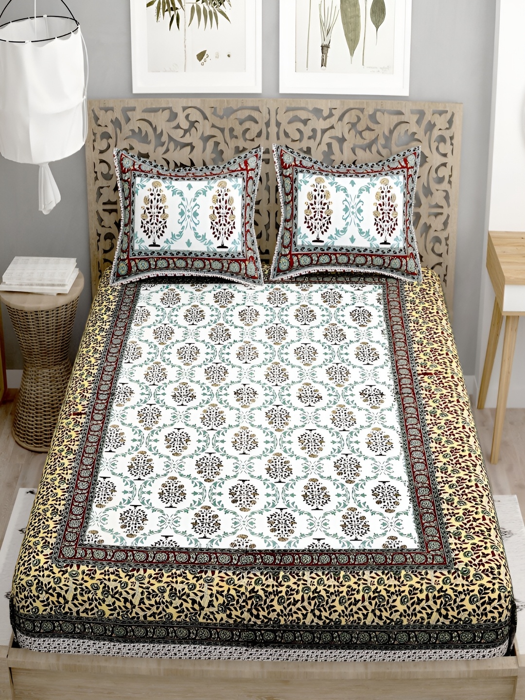 

Aura Maroon & White Floral 180 TC Cotton King Bedsheet With 2 Pillow Covers