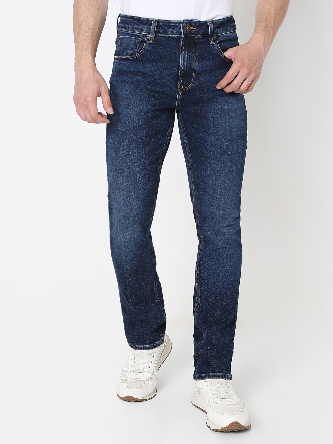 

SPYKAR Men Rovers Light Fade Stretchable Jeans, Blue