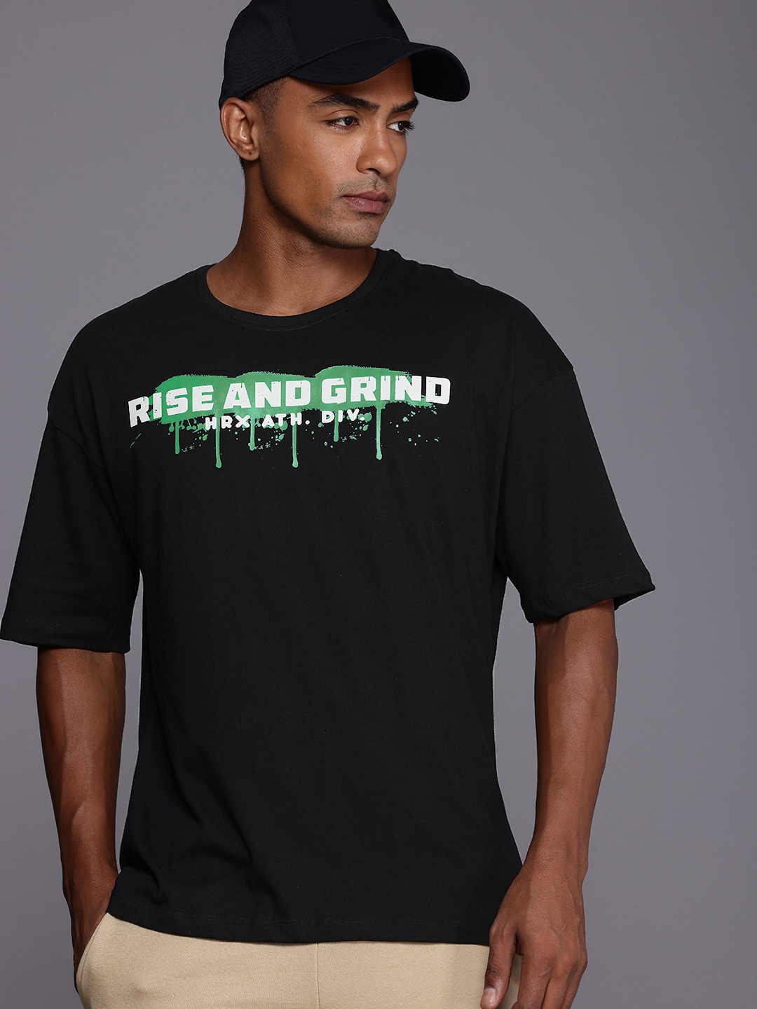 

HRX by Hrithik Roshan Men Typography Printed Pure Cotton Oversized T-shirt, Black