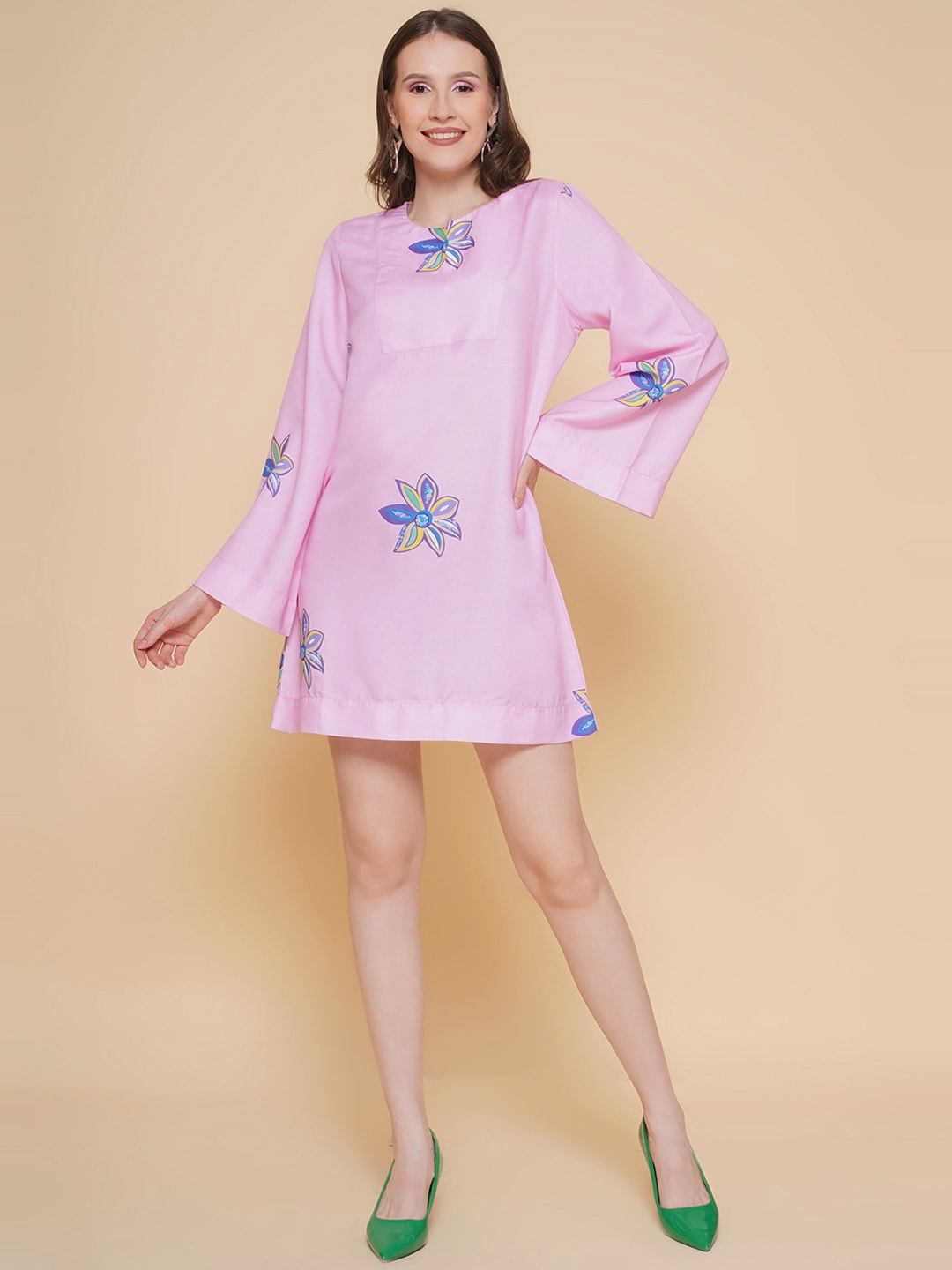 

VESTIDO MODAS Floral Printed Bell Sleeve A-Line Dress, Pink