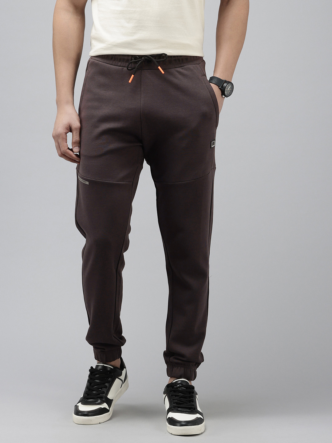

SPYKAR Men Slim Fit Joggers, Brown