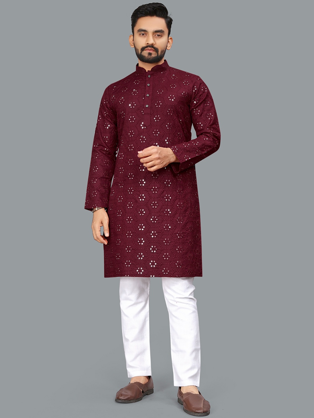 

Ekasya Geometric Embroidered Mandarin Collar Mirror Work Straight Kurta, Brown