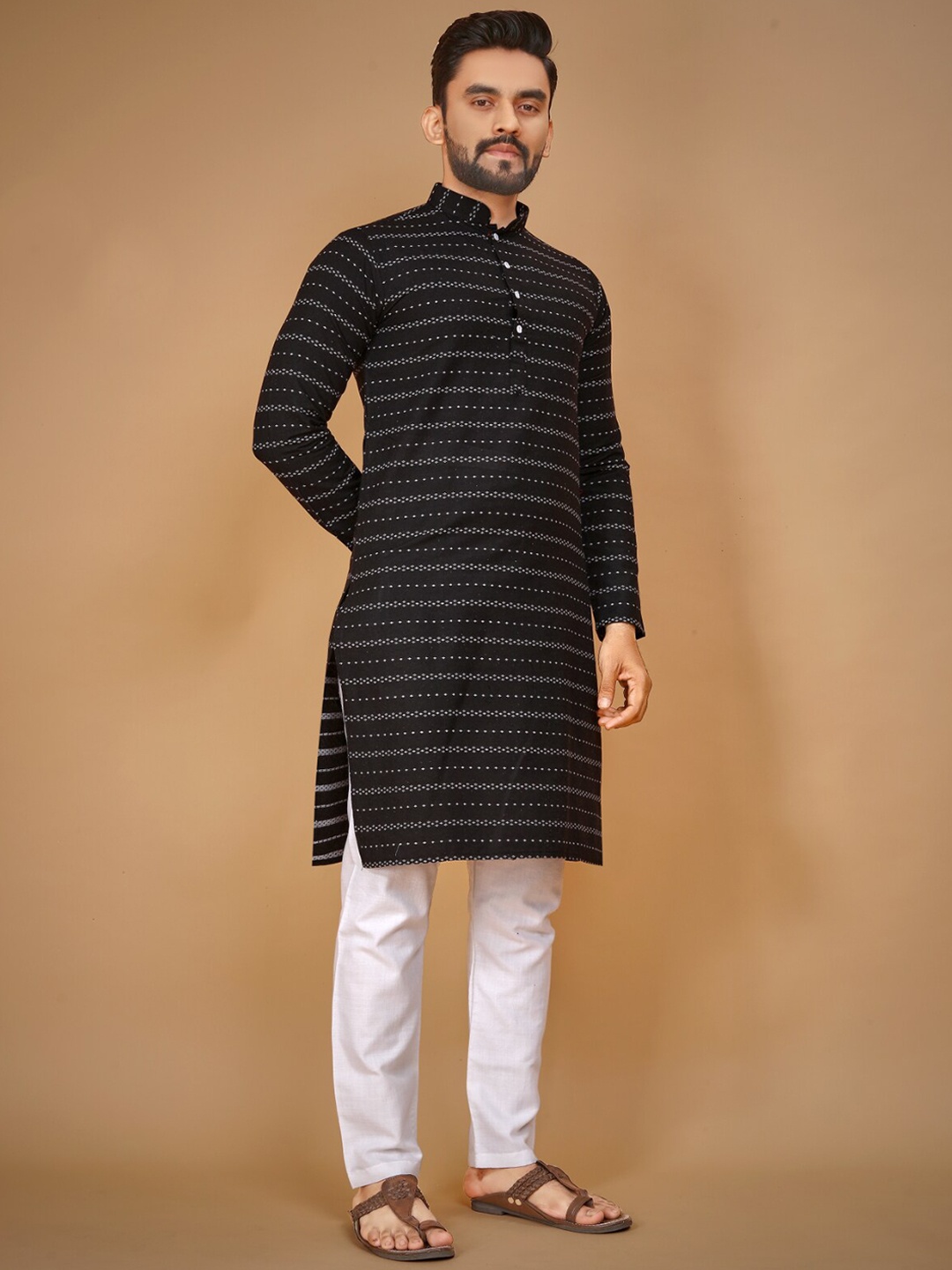 

Ekasya Striped Mandarin Collar Straight Kurta, Black