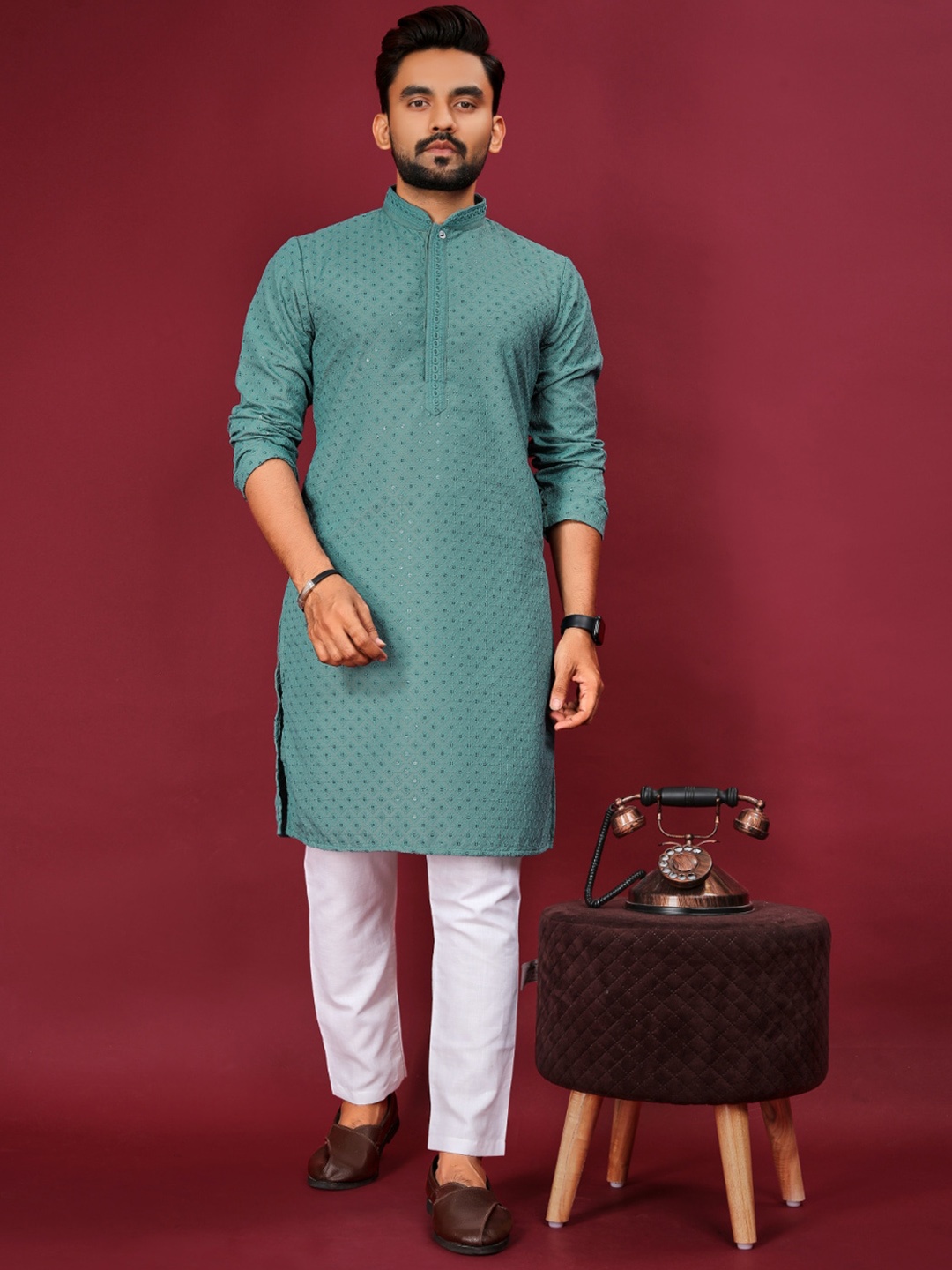 

Ekasya Ethnic Motifs Embroidered Mandarin Collar Sequins Straight Kurta, Turquoise blue