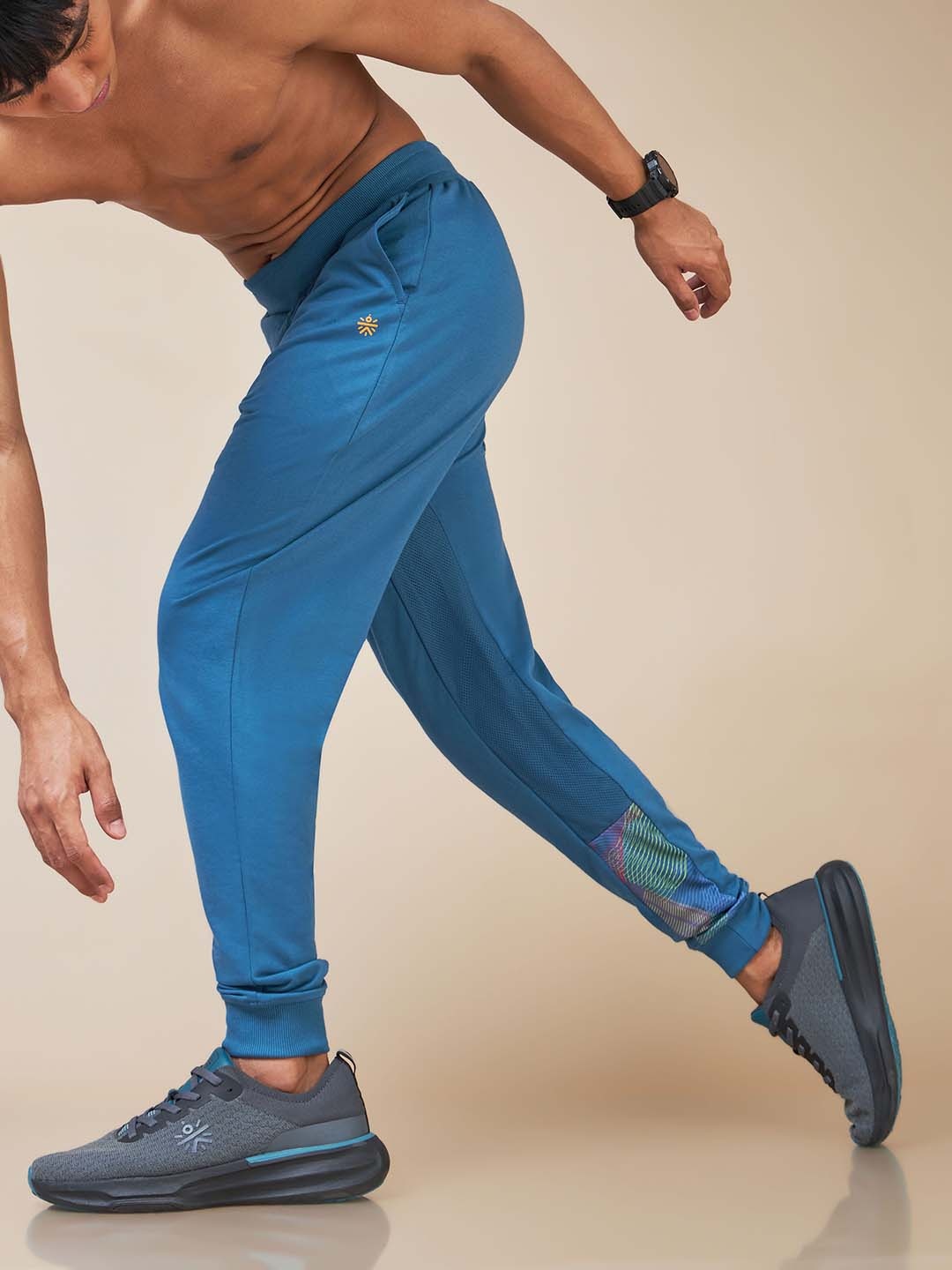 

CULT Men Mid-Rise Regular Fit Sports Joggers, Blue
