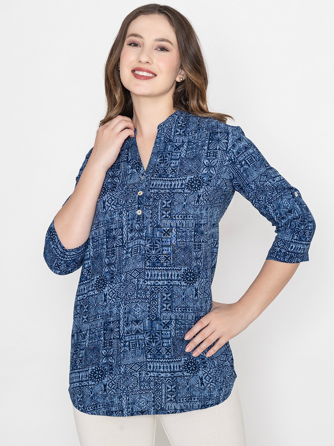 

Bonjour Floral Printed Kurti, Blue