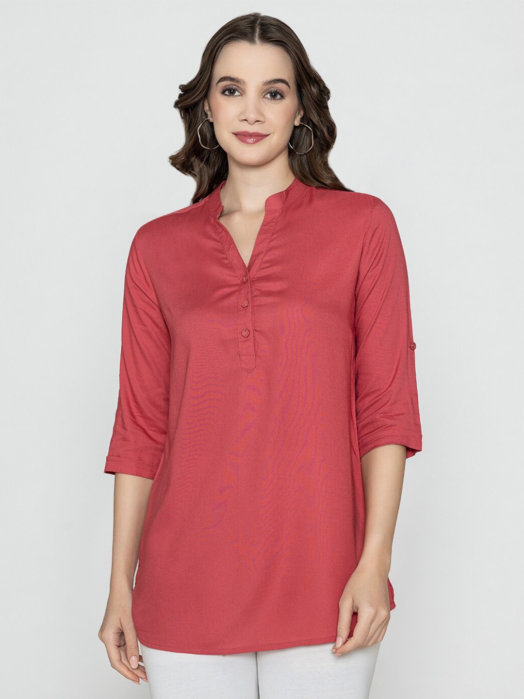 

Bonjour Solid Pattern V- Neck Kurti, Red