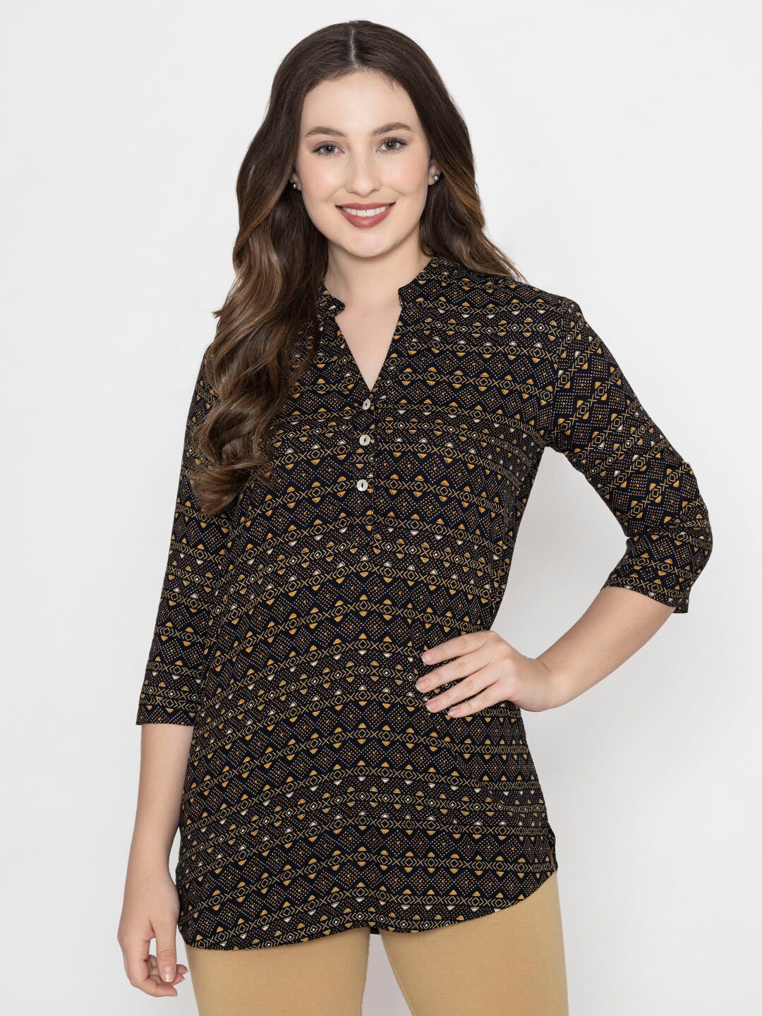 

Bonjour Geometric Printed V-Neck Kurti, Black