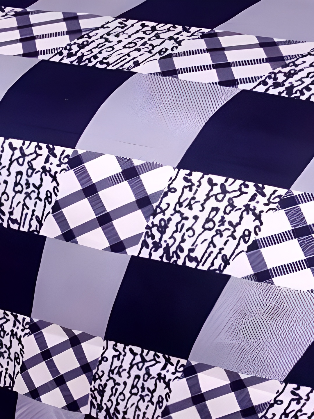 

PHOEBEE White & Navy Blue Geometric 120 TC Single Bedsheet with 1 Pillow Covers