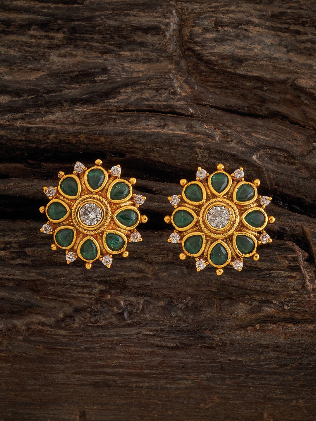 

Kushal's Fashion Jewellery Gold-Plated Stones Studded Floral Studs Earrings