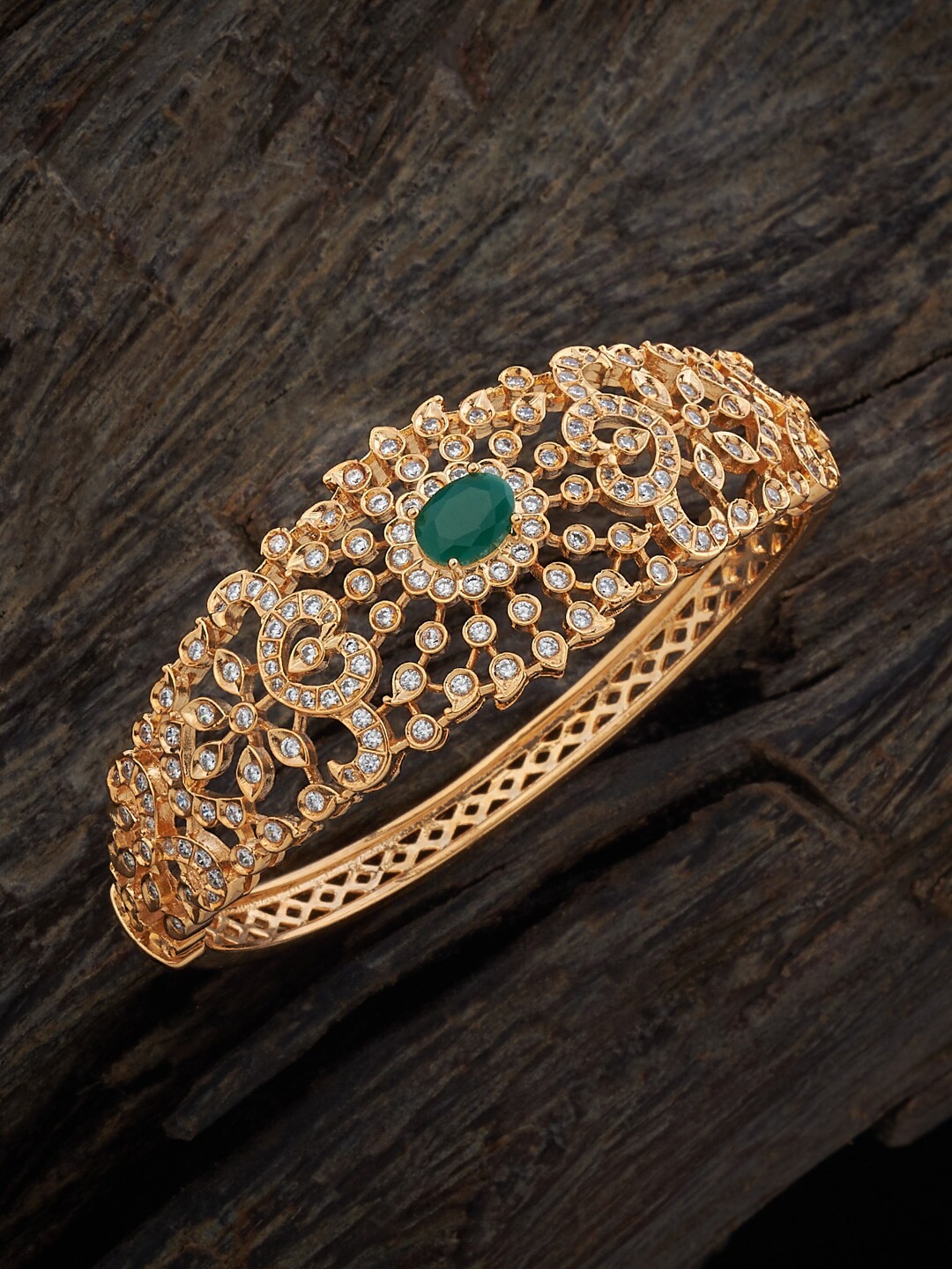 

Kushal's Fashion Jewellery Women Zircon Gold-Plated Kada Bracelet