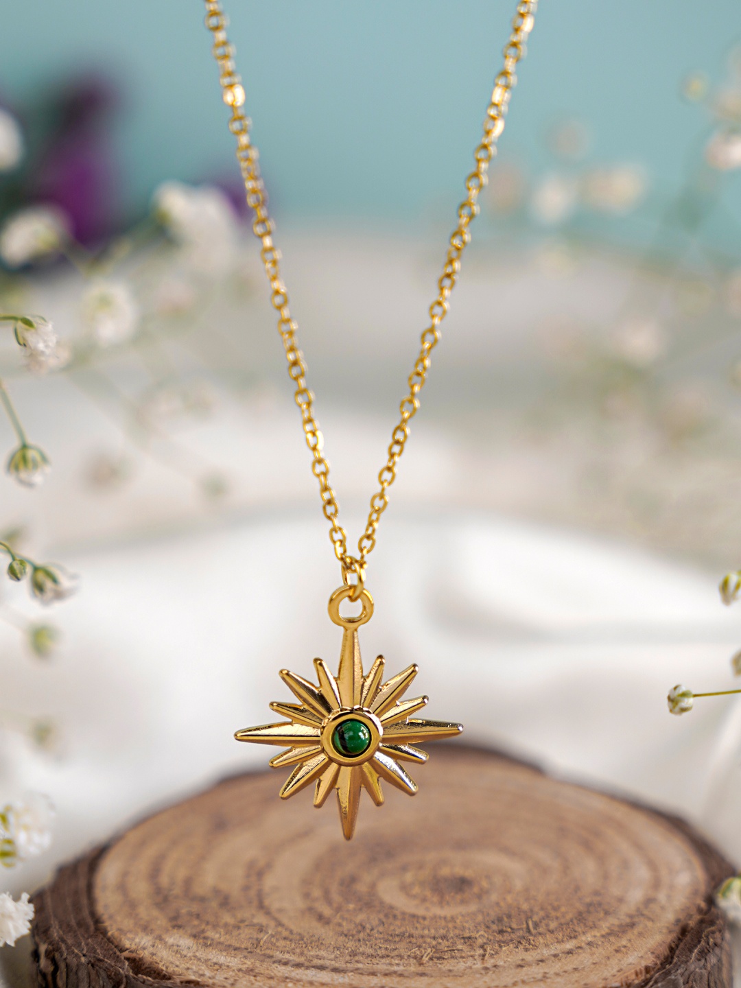 

SWASHAA 18K Gold Plated Stainless Steel Necklace