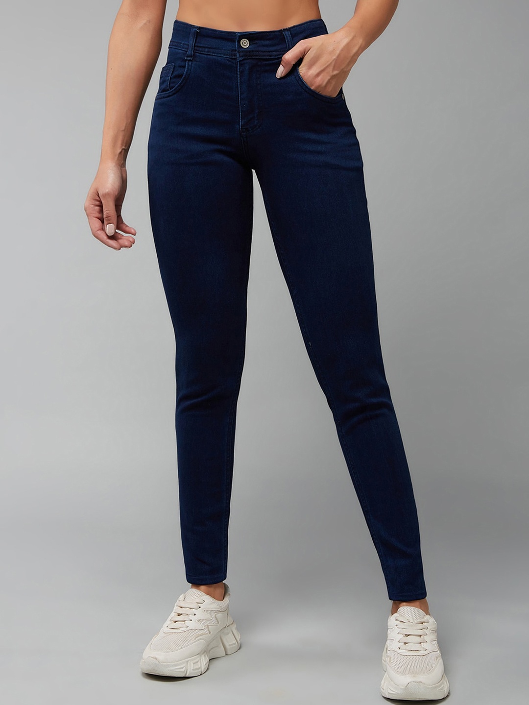 

DOLCE CRUDO Women Navy Blue Skinny Fit Mid-Rise Clean Look Stretchable Jeans