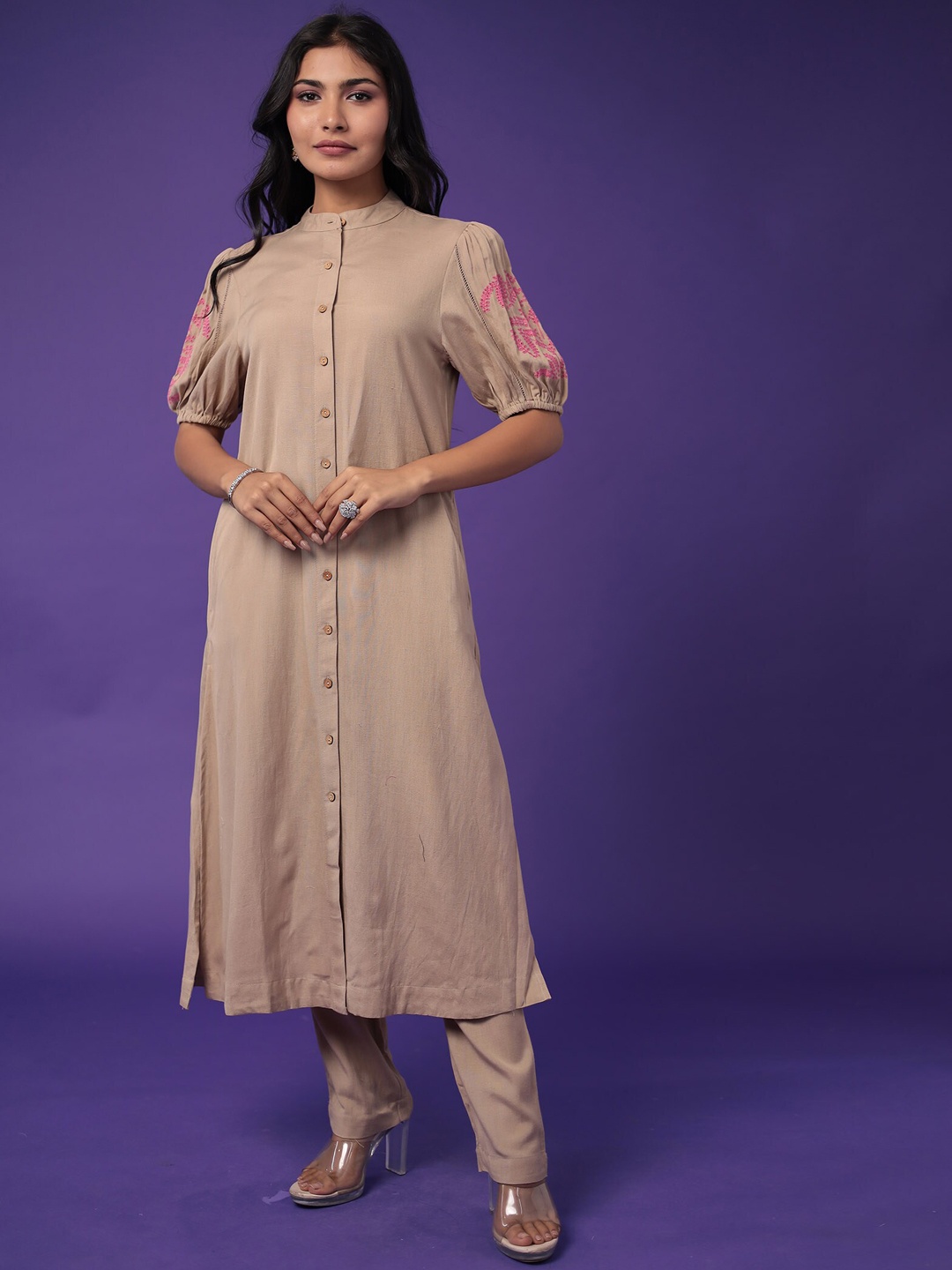 

ZARI Ethnic Motifs Embroidered Regular Pure Cotton Kurta with Trouser, Brown