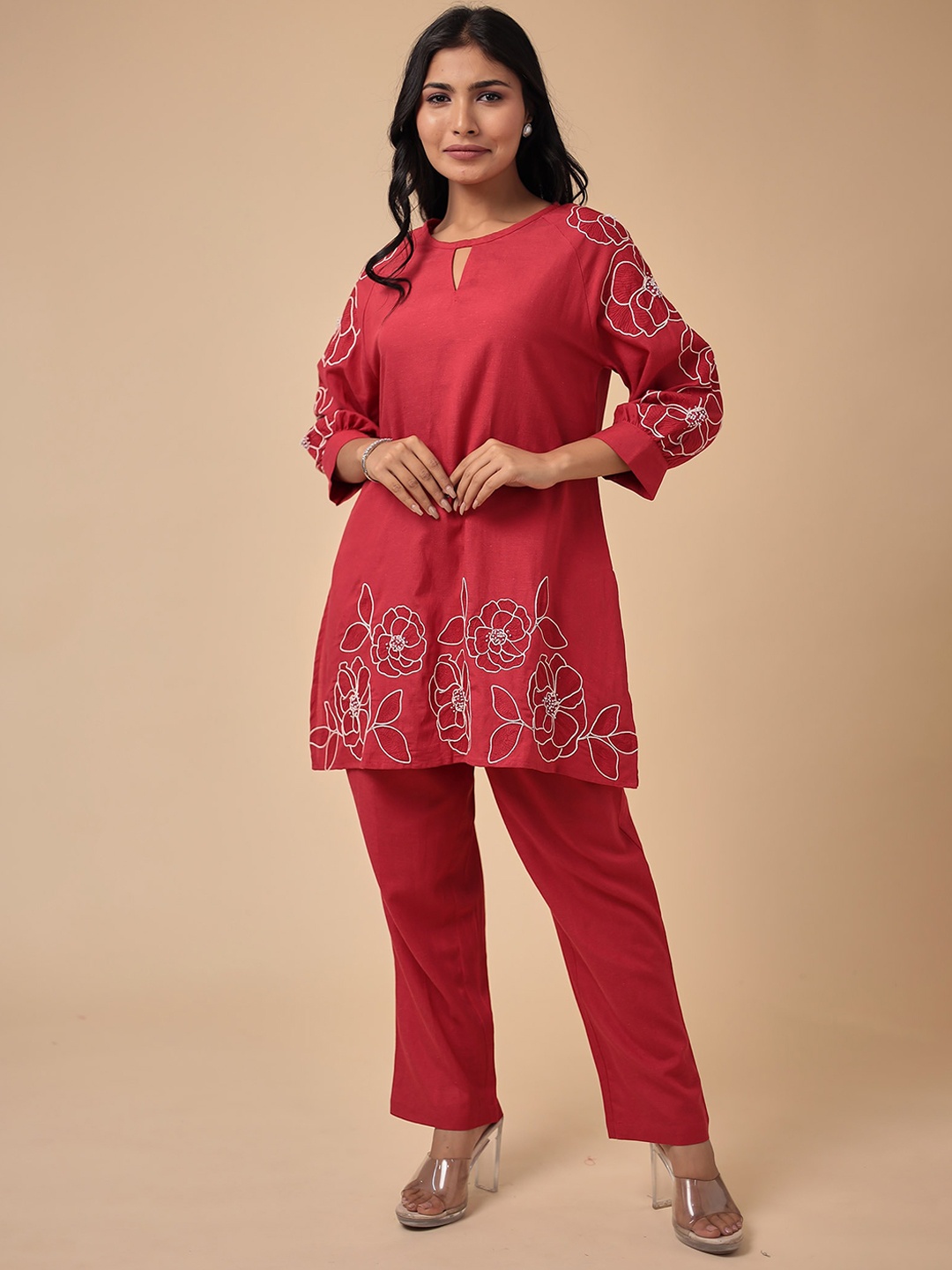 

ZARI Floral Embroidered Regular Thread Work Pure Cotton Kurti with Trouser, Red