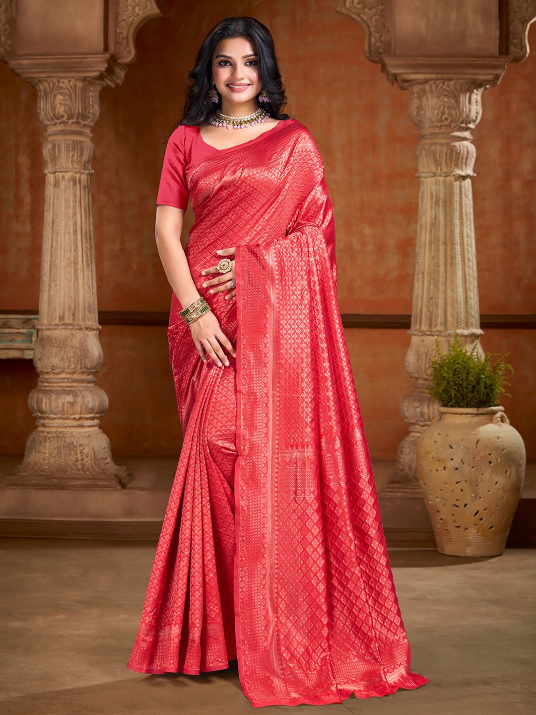 

V3 FASHION STUDIO Ethnic Motifs Zari Art Silk Banarasi Saree, Red