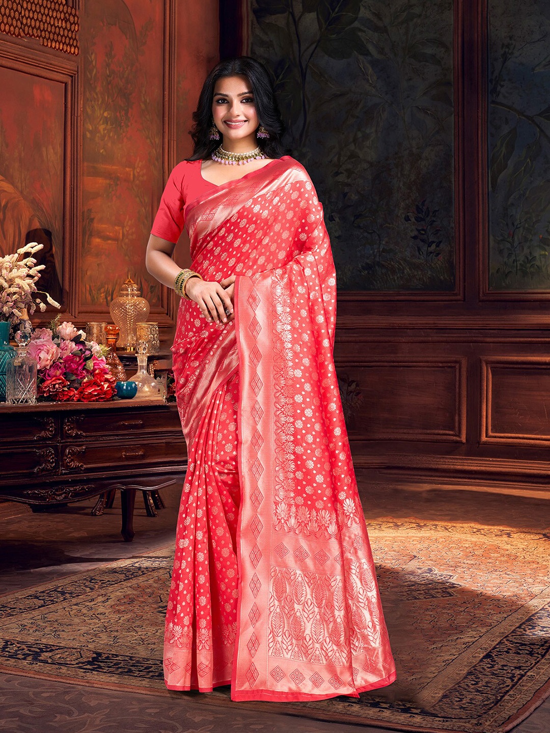 

V3 FASHION STUDIO Ethnic Motifs Zari Art Silk Banarasi Saree, Red