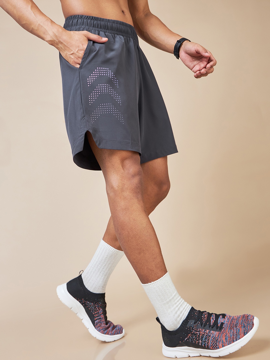 

CULT Men Moisture Wicking Train Impact Shorts, Grey