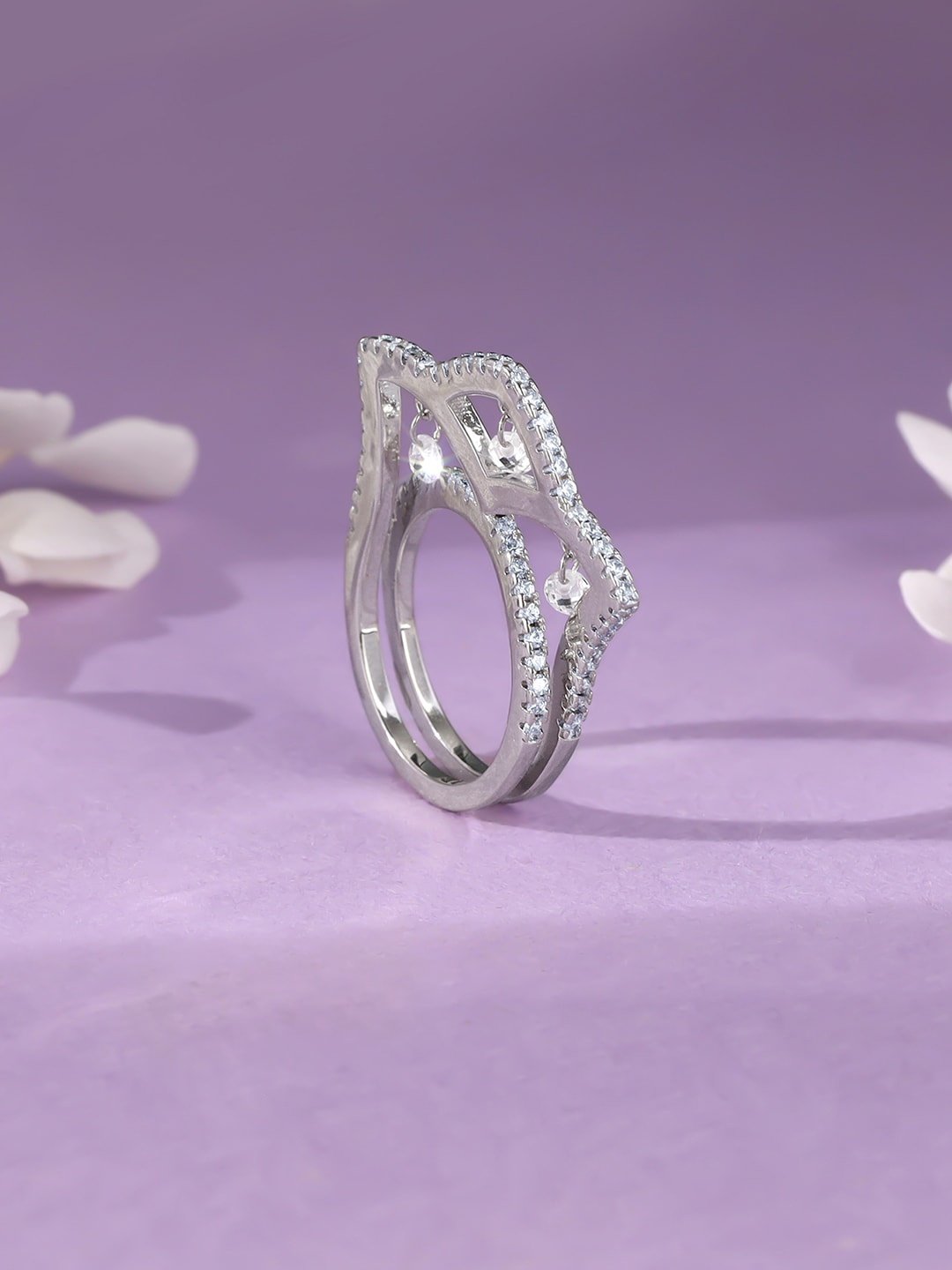 

GIVA 925 Silver Rhodium-Plated Stones Studded Finger Ring
