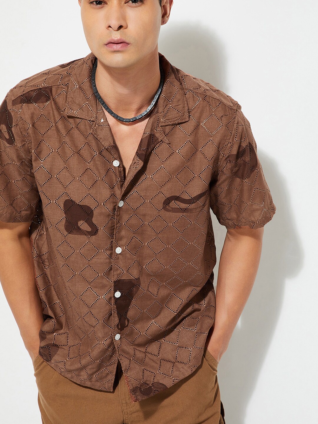 

max URB_N Men Schiffli Resort Shirt, Orange