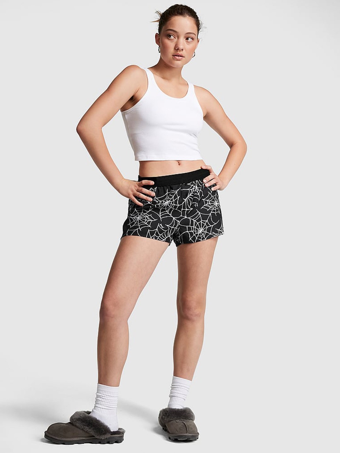 

Victoria's Secret Women Printed Flannel Boxy Lounge Shorts, Black
