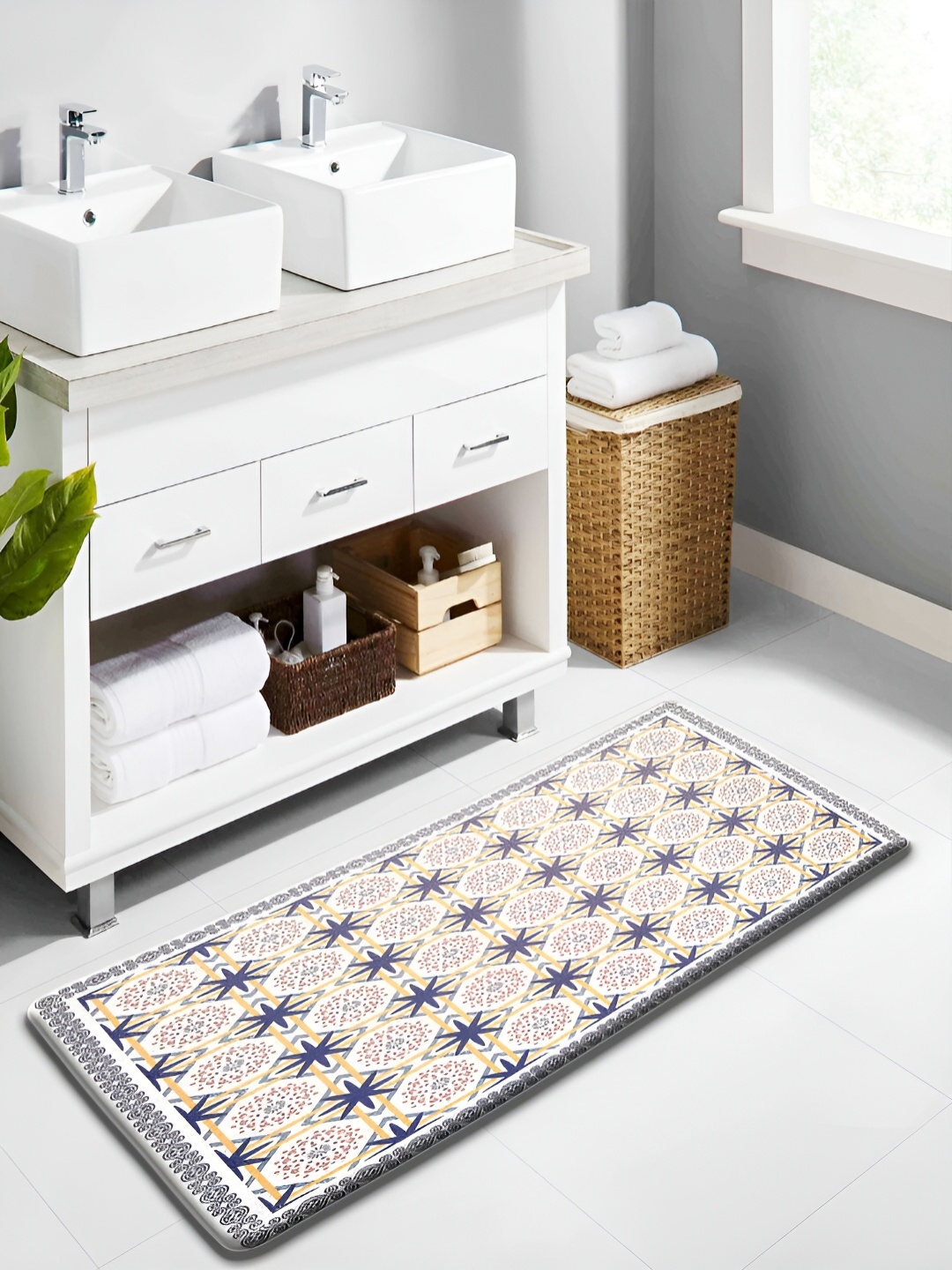 

LUXEHOME INTERNATIONAL Beige Waterproof Floor Runners