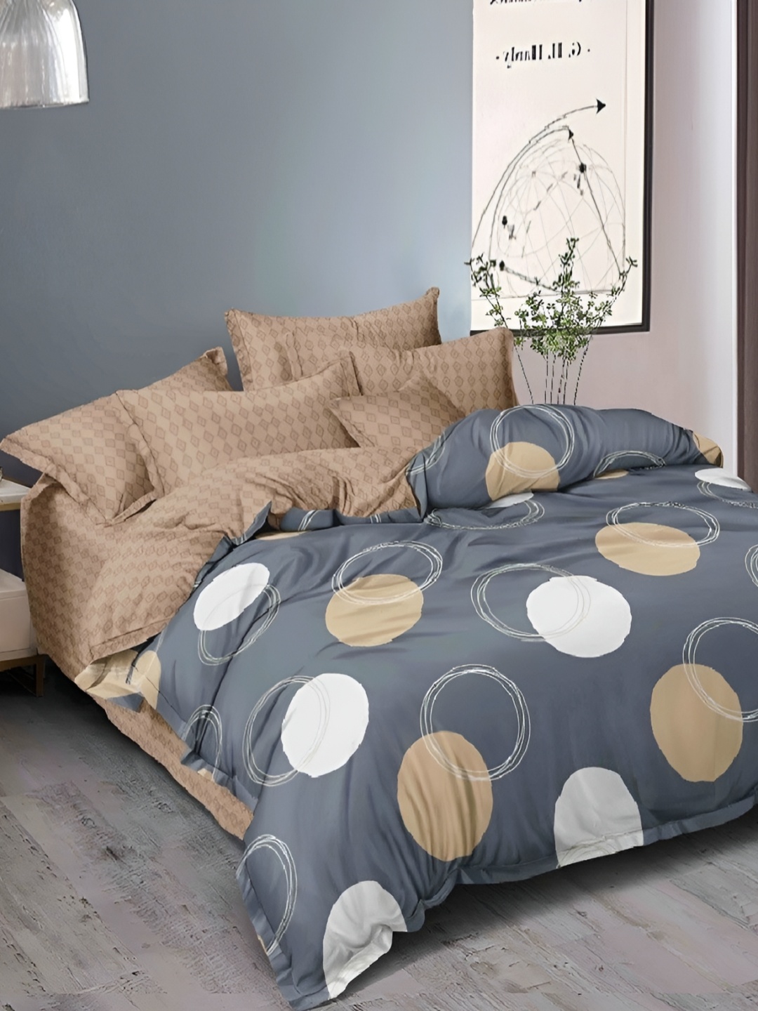 

Laying Style Beige & Grey 4 Pieces Geometric Printed Double King Bedding Set