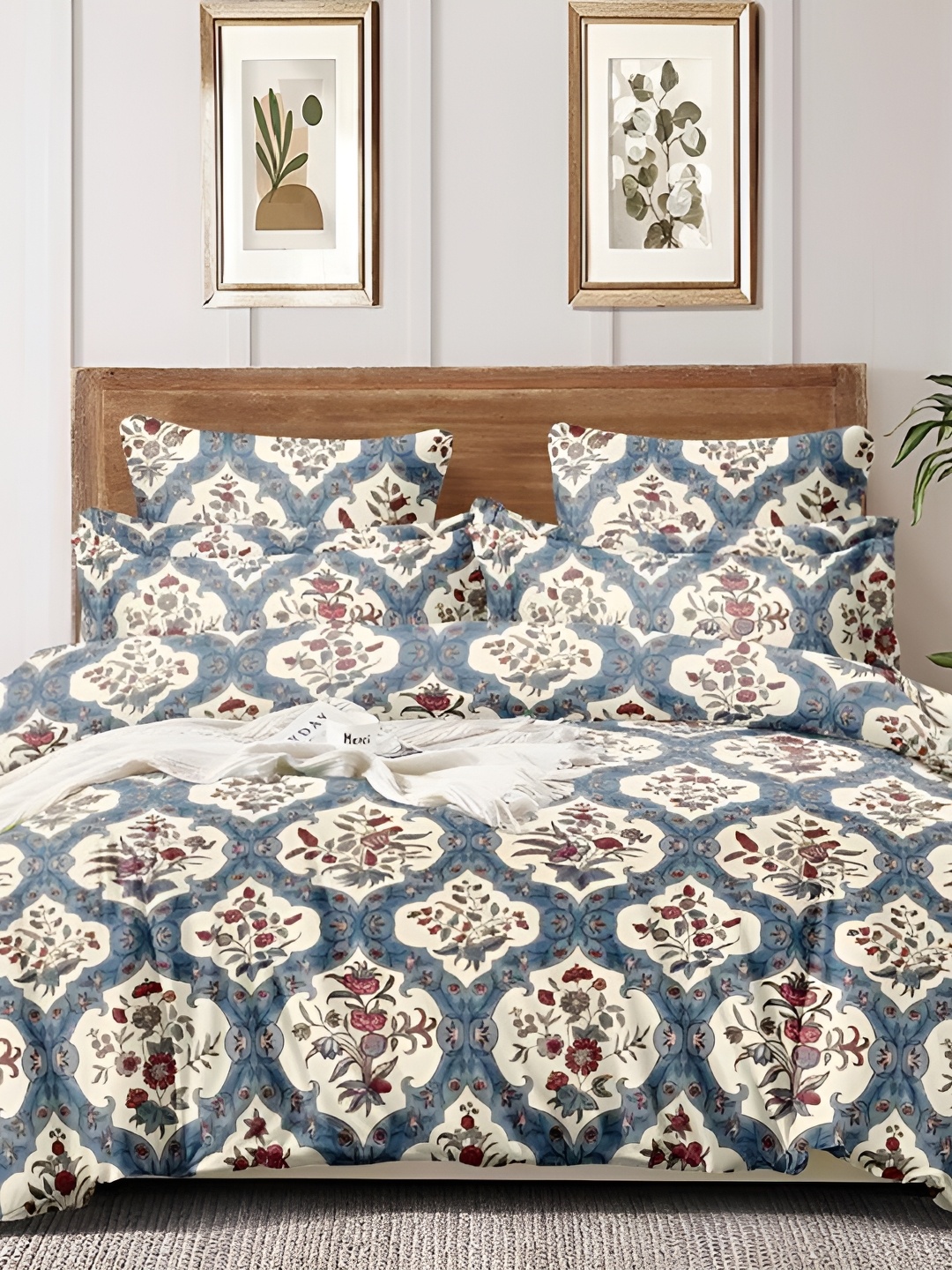 

Laying Style White & Blue 4 Pieces Floral Printed Double King Bedding Set