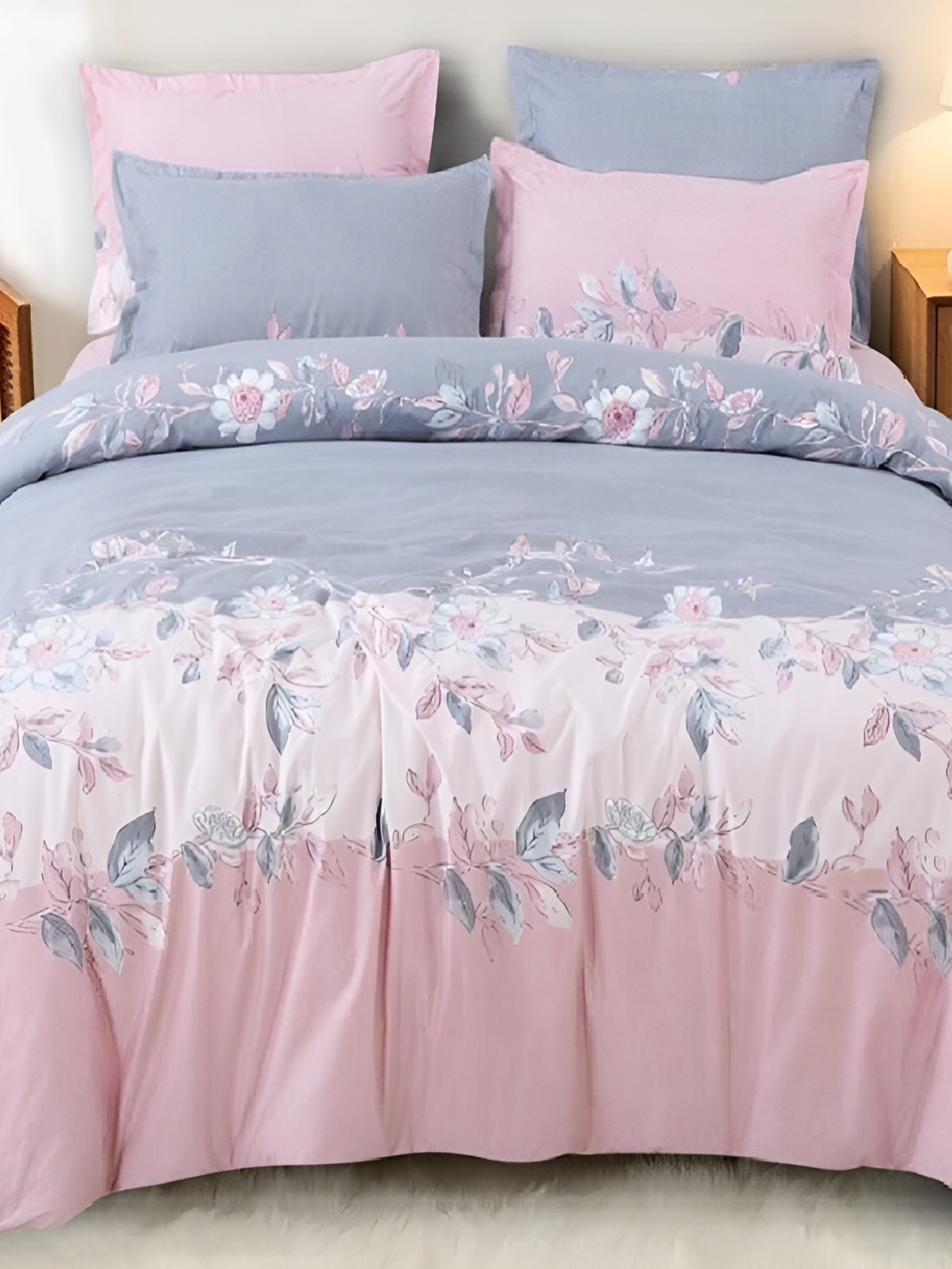 

Laying Style Pink & Blue 4 Pieces Floral Printed Double King Regular Bedding Set