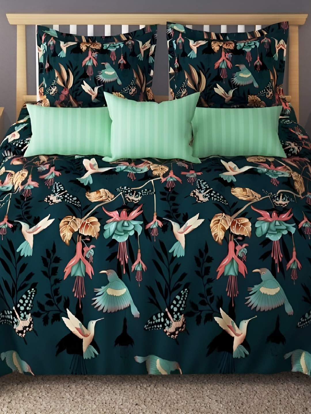 

Laying Style Green & Pink Floral 4 Pieces Double King Regular Bedding Set