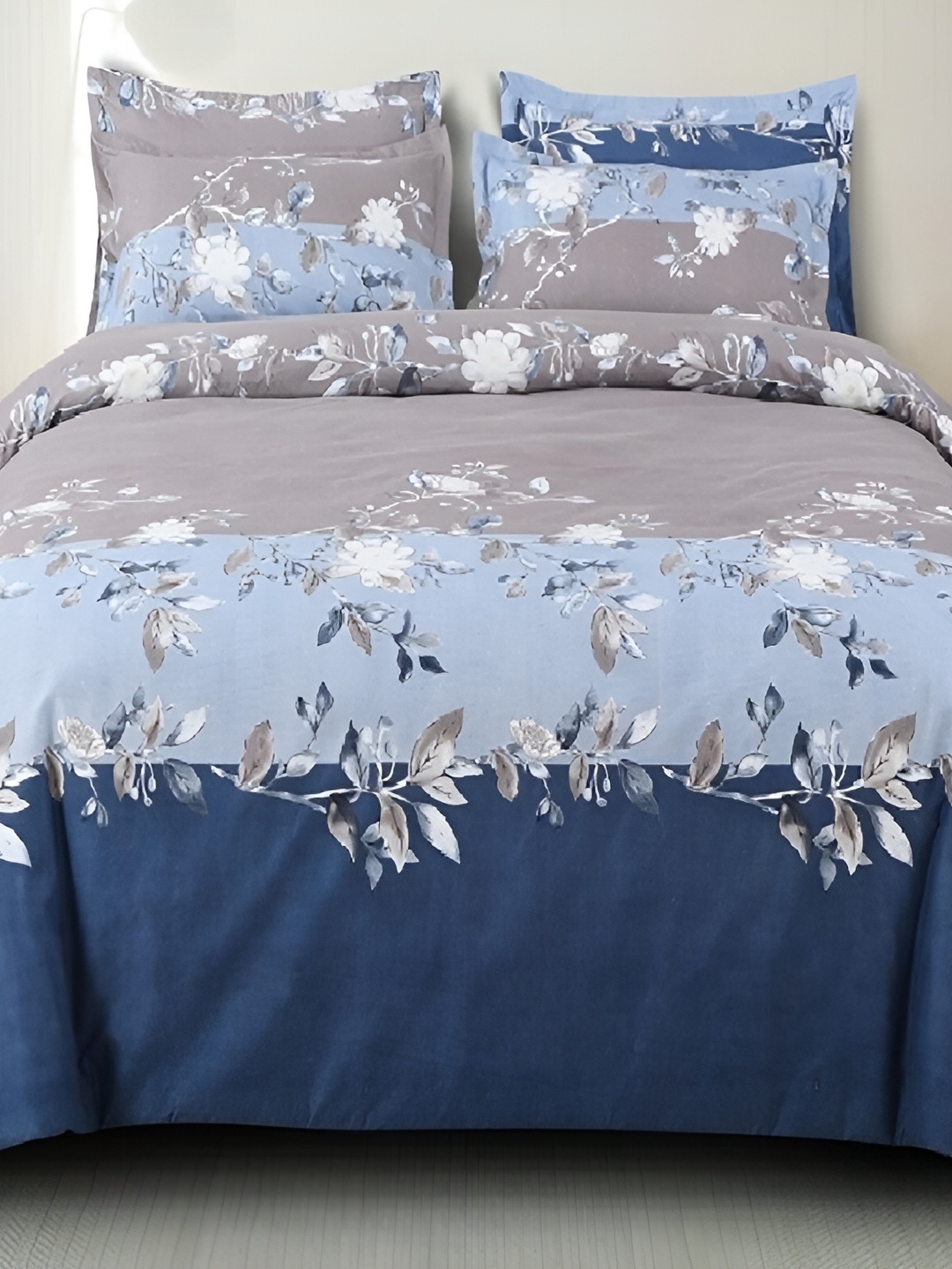 

Laying Style Grey & Blue Floral Printed Double King Bedding Set