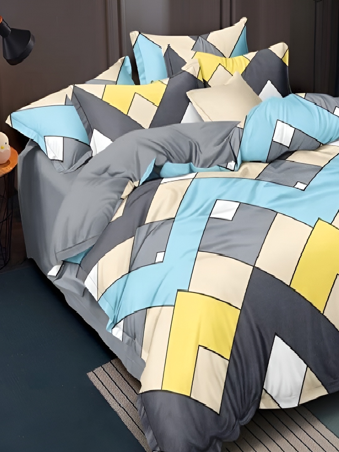 

Laying Style Beige & Blue Geometric 4 Piece Double King Bedding Set