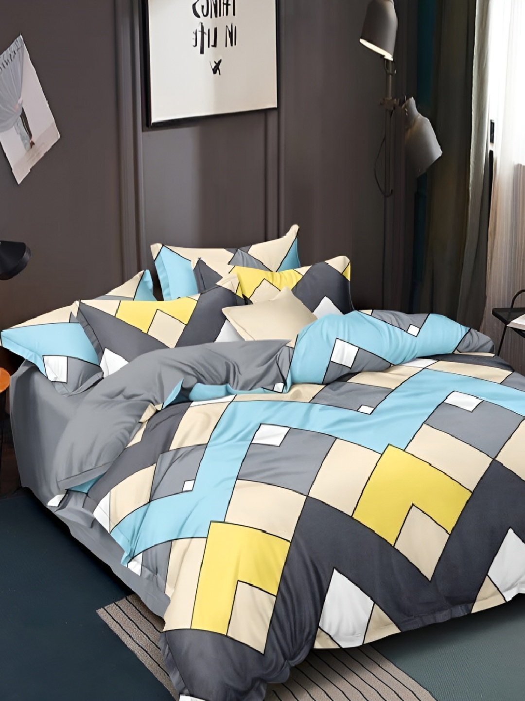 

Laying Style Beige & Blue 4 Pieces Floral Printed Double King Regular Bedding Set