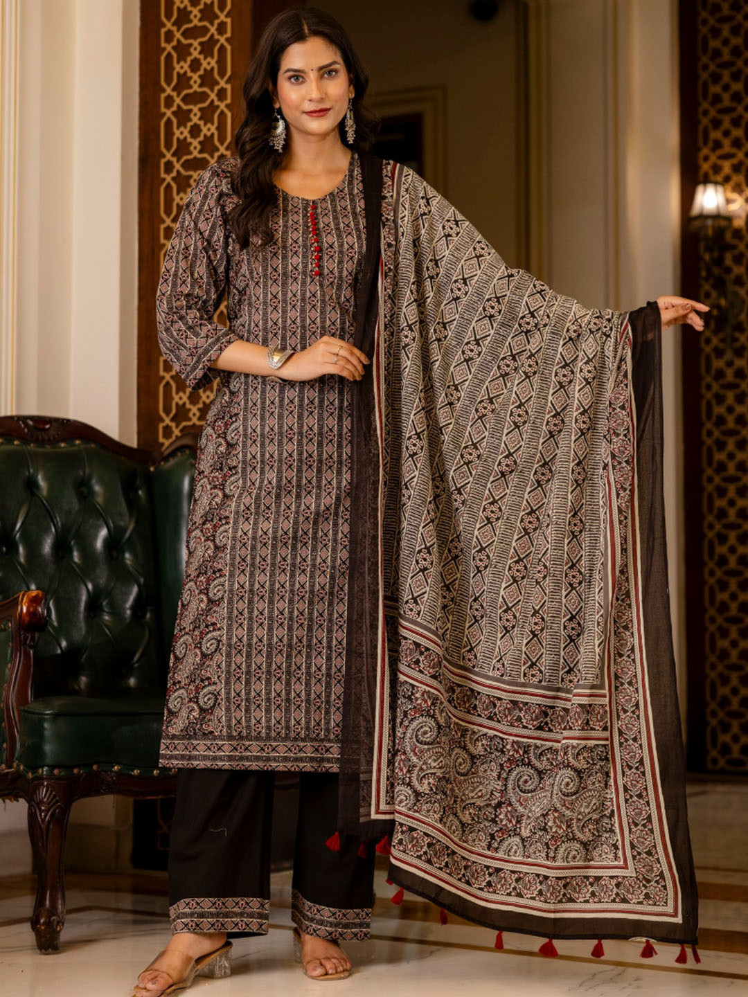 

Rangeelo Printed Regular Pure Cotton Kurta with Palazzos & With Dupatta, Grey