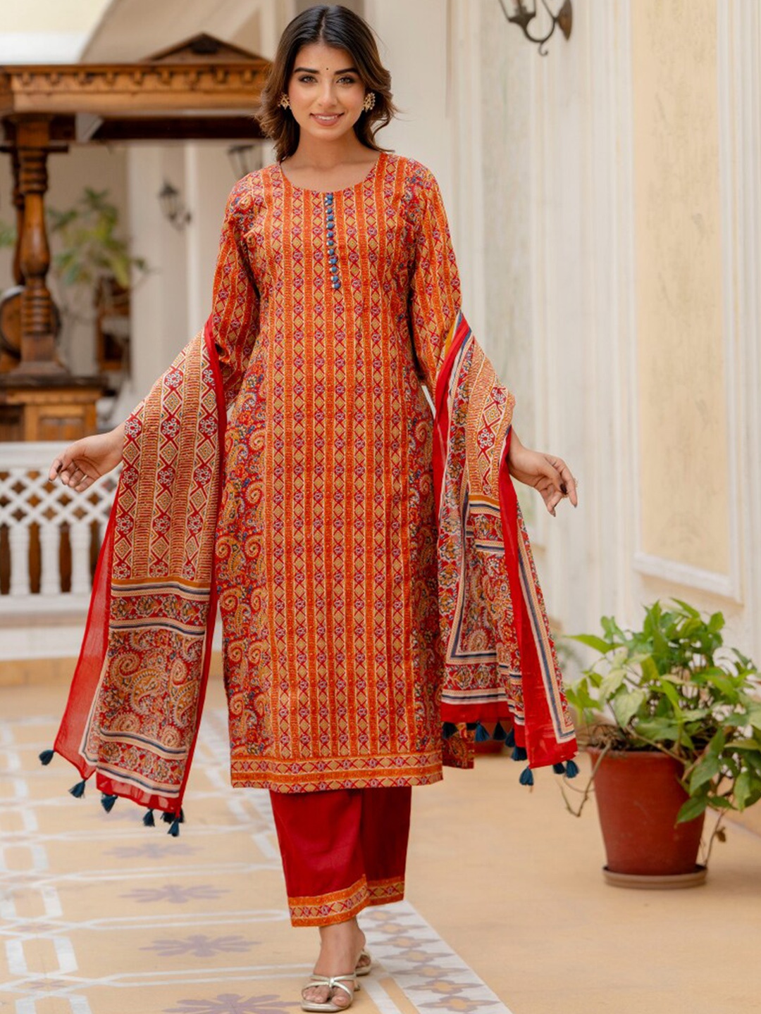 

Rangeelo Floral Printed Regular Pure Cotton Kurta with Palazzos & With Dupatta, Orange