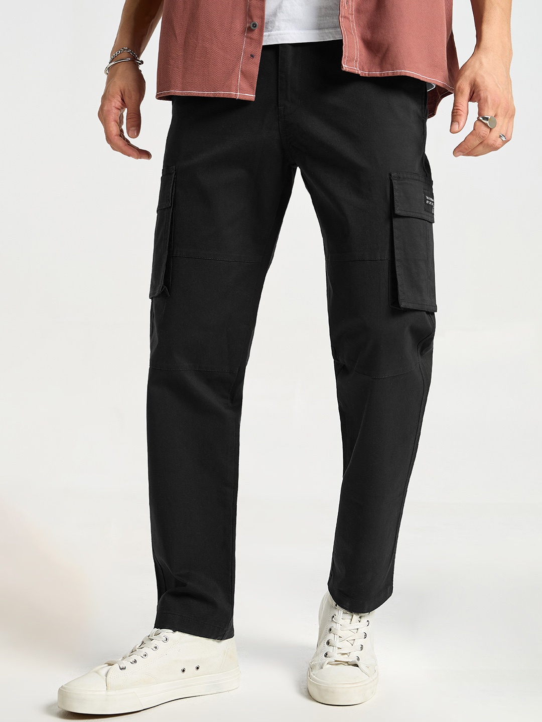 

Beyoung Men Original Mid-Rise Cotton Cargos Trouser, Black