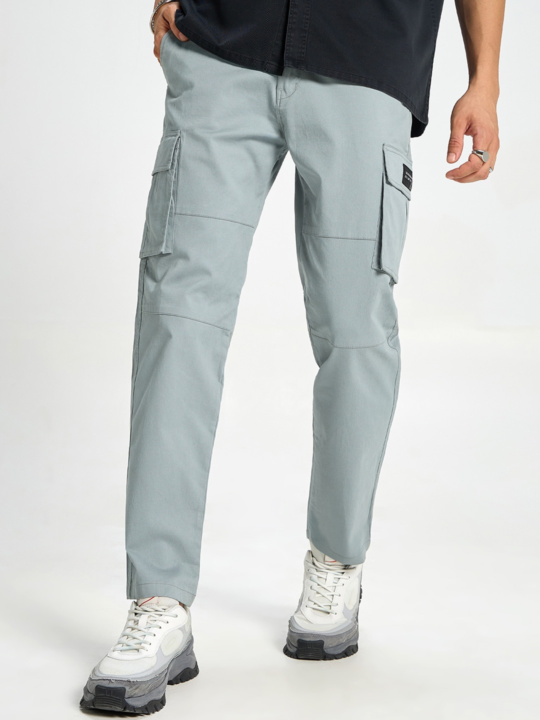 

Beyoung Men Original Mid-Rise Cotton Cargos Trouser, Blue