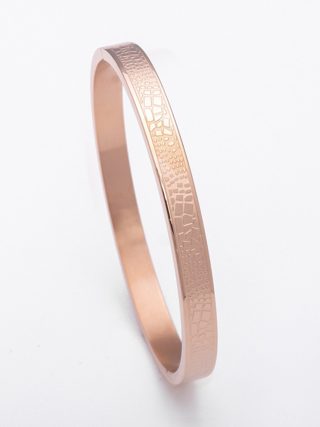 

SWASHAA Women Rose Gold-Plated Bangle-Style Bracelet