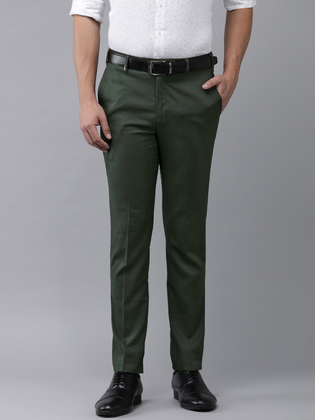 

Park Avenue Men Self-Design Checked Formal Trousers, Green
