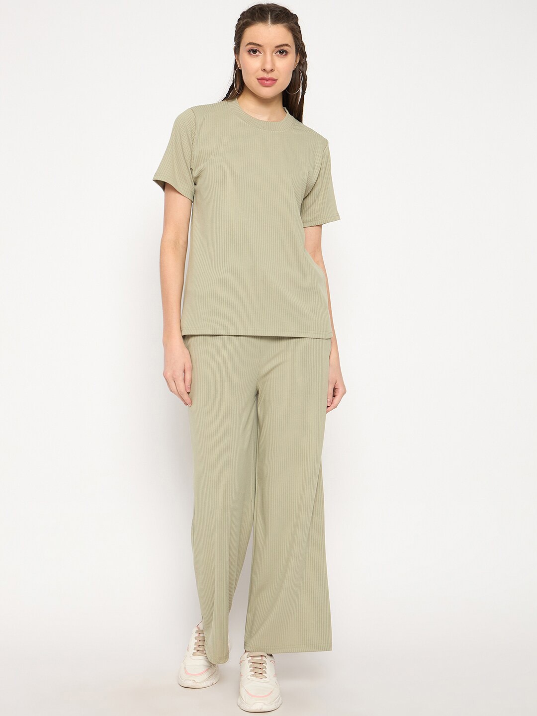 

Camey Self Design Round Neck Short Sleeves Top With Trousers, Green