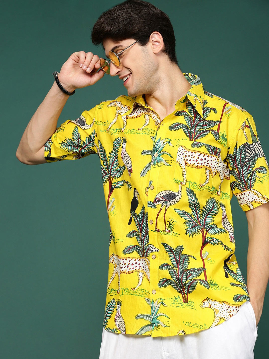 

Sangria Modern Printed Pure Cotton Short Sleeves Shirt, Yellow