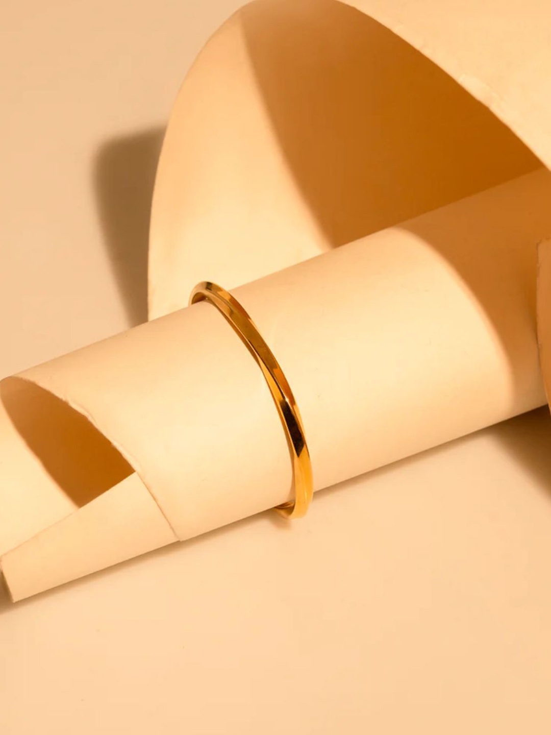 

Etchcraft Emporium Unisex Gold-Plated Kada Bracelet