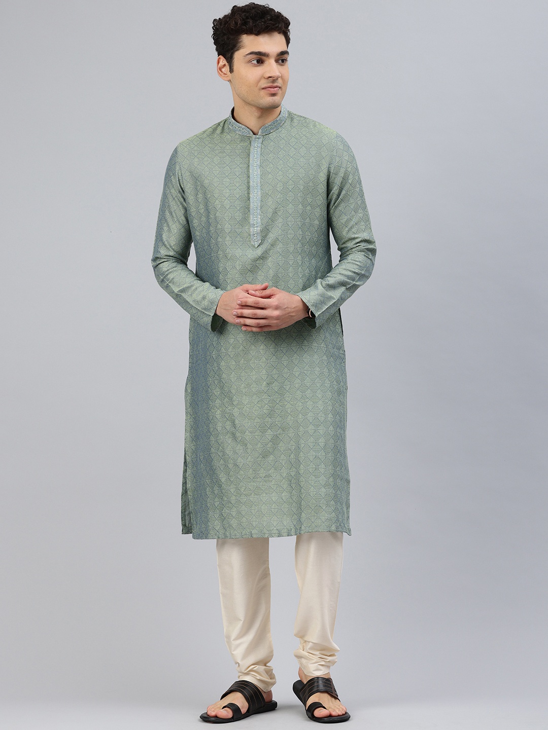 

Manthan Men Woven Design Thread Work Kurta with Pyjamas, Green