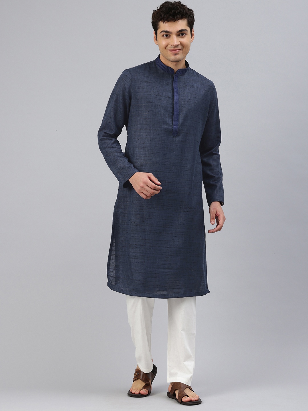 

Manthan Men Woven Design Thread Work Kurta with Pyjamas, Blue