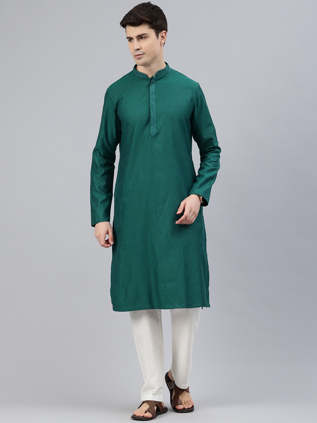 

Manthan Men Woven Design Thread Work Kurta with Pyjamas, Green