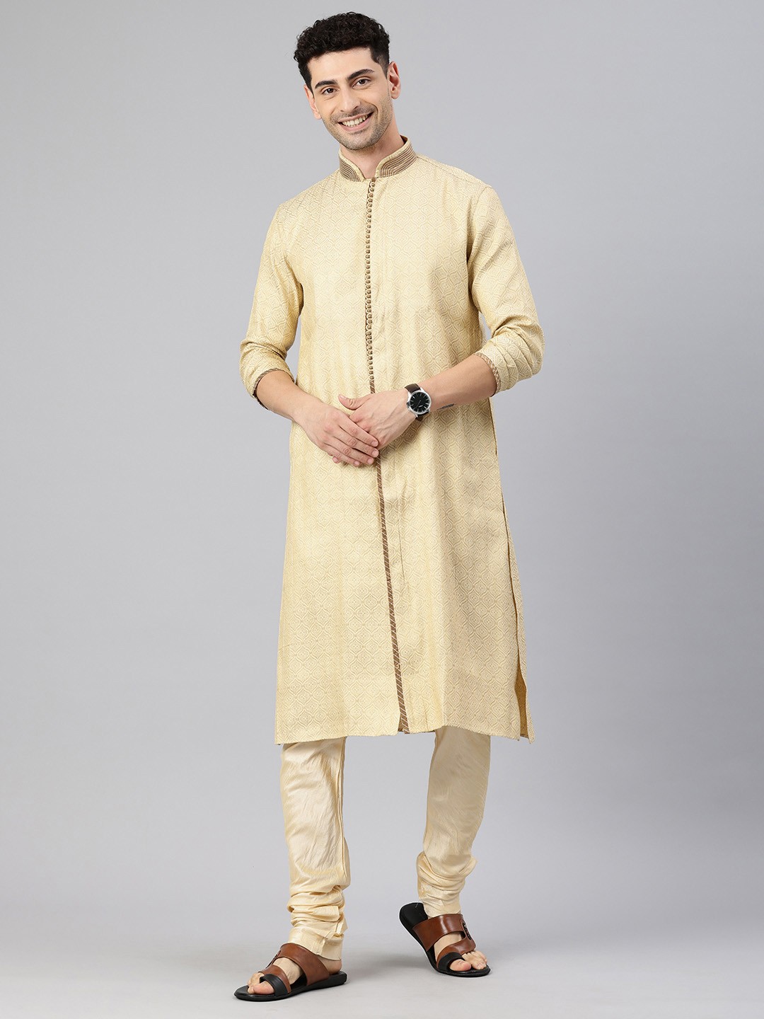

Manthan Men Ethnic Motifs Kantha Work Kurta, Beige