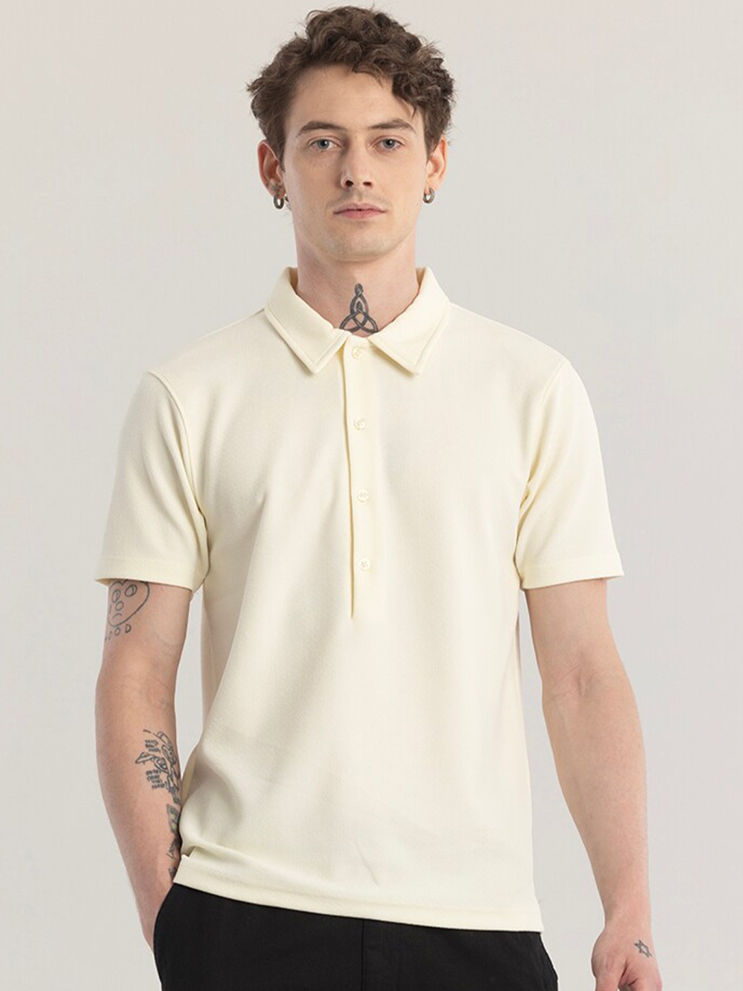 

Snitch Cream Polo Collar Short Sleeves Slim Fit T-shirt