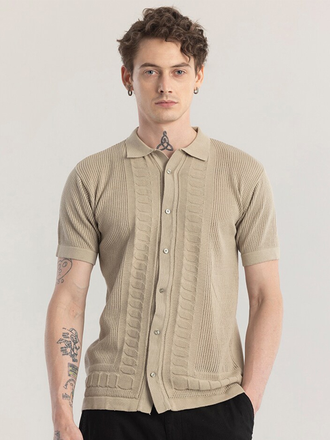 

Snitch Straight Slim Fit Spread Collar Short Sleeves Cotton Casual Shirt, Beige