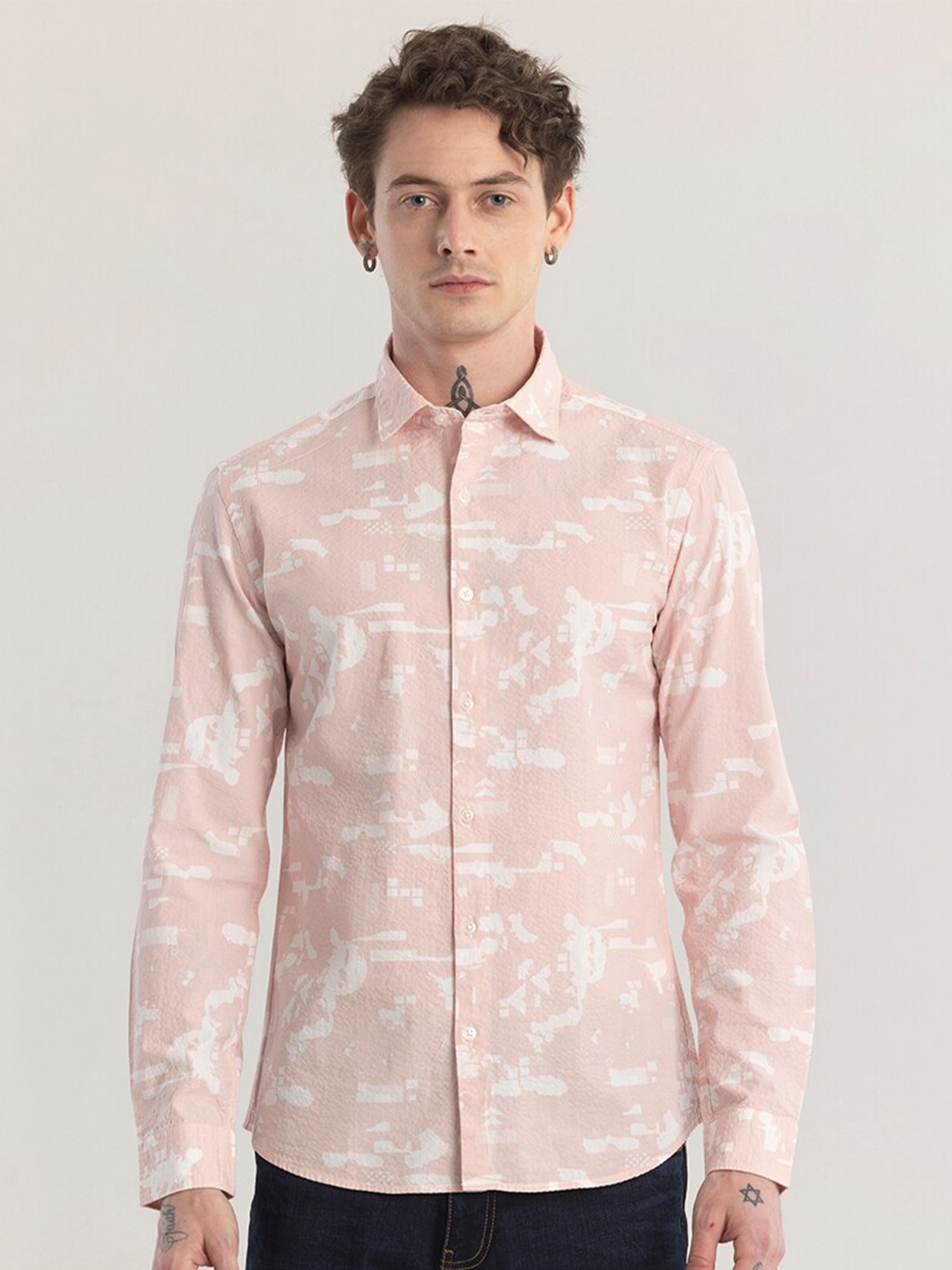

Snitch Straight Skinny Fit Abstract Printed Spread Collar Casual Shirt, Pink